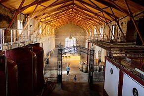 Chateau De Paraza