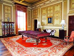 Chateau De Paraza