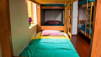 La Chola Hostel