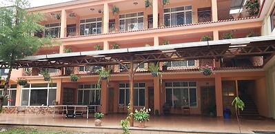 Jabel Tinamit Hotel & Villas