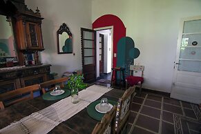 Casa del Árbol Hostel