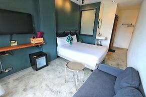 MH48 Hotel