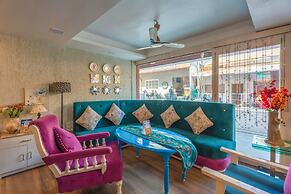 Hotel Misty Meadows by Vanyum