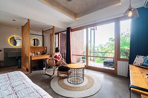 Shore Amora Canggu