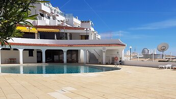 Albufeira One Step into the Water 12