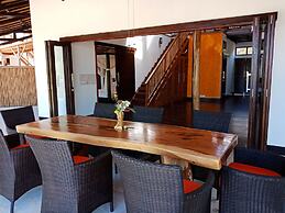 Samari Hill Villas