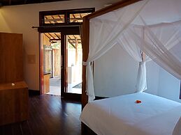 Samari Hill Villas