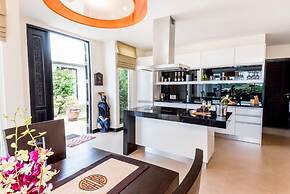Resort Pool Villa With 5 Bedrooms TS1