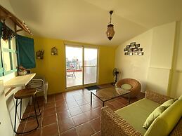 HANA B & B