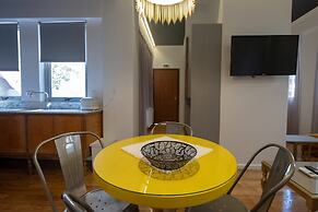 Athenian Yard Suites