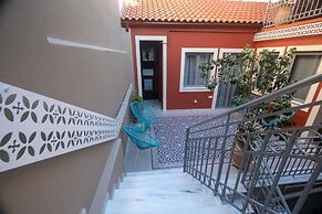 Athenian Yard Suites