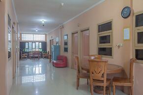 OYO 789 Pelangi Guest House