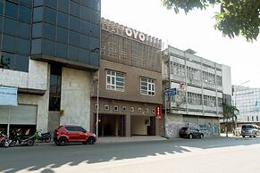 OYO 786 Sutomo Guest House
