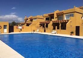 Las Cañas