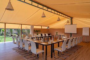 Oasis Lodges