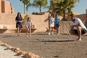 Oasis Lodges