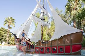 Oasis Lodges