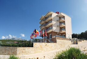 EDEM Apartments