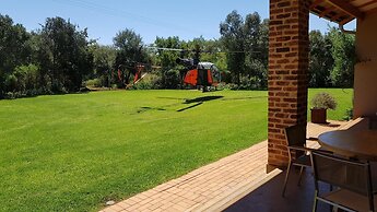 Esther's Country Lodge