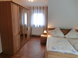 Ferienweingut Hirschen Schulstrasse