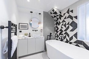L'Abeille Boutique Apartments