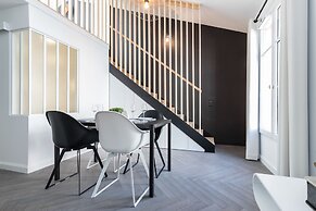 L'Abeille Boutique Apartments