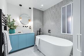 L'Abeille Boutique Apartments