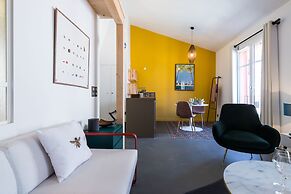 L'Abeille Boutique Apartments