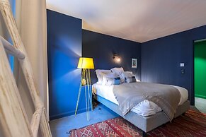 L'Abeille Boutique Apartments