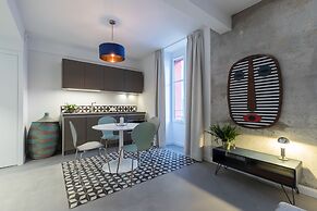 L'Abeille Boutique Apartments