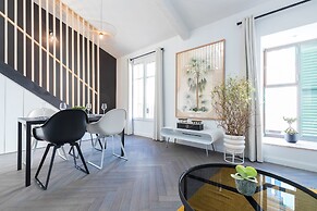 L'Abeille Boutique Apartments