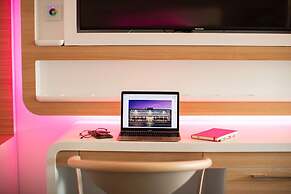 YOTEL Edinburgh