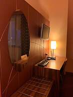 Laghi Room Only