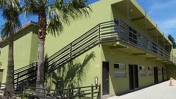 Hotel Azteca Inn