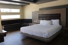 Hotel Azteca Inn