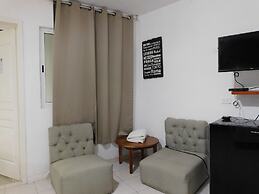 Zyan Rooms