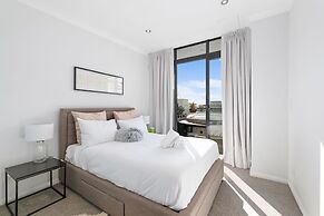 Darling Harbour Penthouse Views & Hot Tub