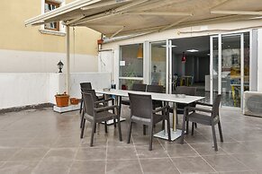 Campucity Kiz Ogrenci Yurdu Kadikoy