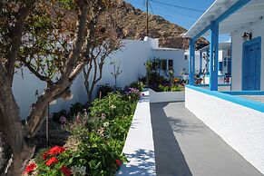 Ancient Thera Apartments