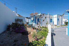 Ancient Thera Apartments