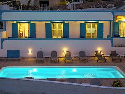 Ancient Thera Apartments