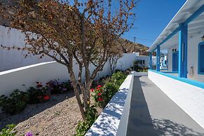 Ancient Thera Apartments