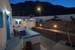 Ancient Thera Apartments
