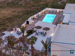 Ancient Thera Apartments