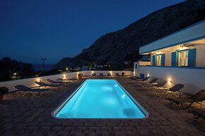 Ancient Thera Apartments