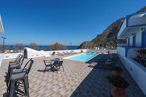 Ancient Thera Apartments