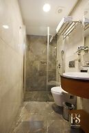 Four Seven Hotel