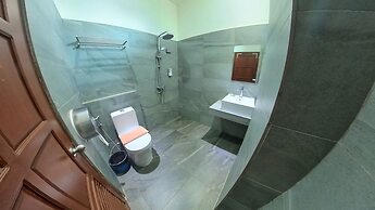 Faraway Suites - Hostel