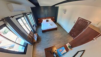 Faraway Suites - Hostel