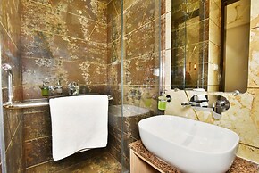 Hotel Infa